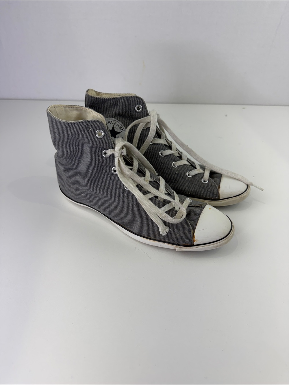 Converse Chuck Taylor Gray High-Top Canvas Sneakers - Classic Casual Style